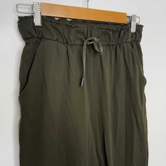 LULULEMON Dark Olive Keep Moving 7/8 Pant - Picture 3 of 7